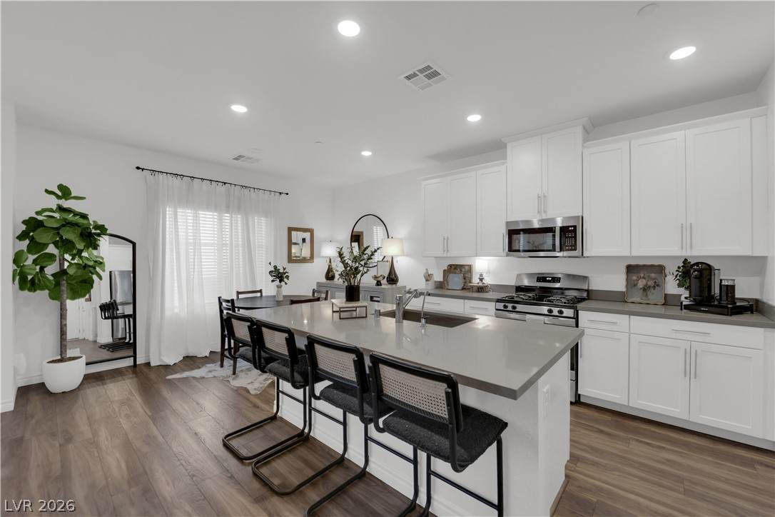 600 Carriage Hill Drive - Photo 1