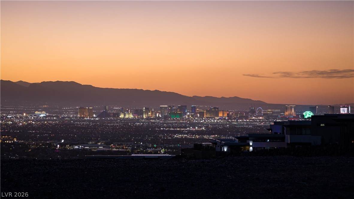 https://bt-photos.global.ssl.fastly.net/vegas/orig_boomver_1_2795882-2.jpg