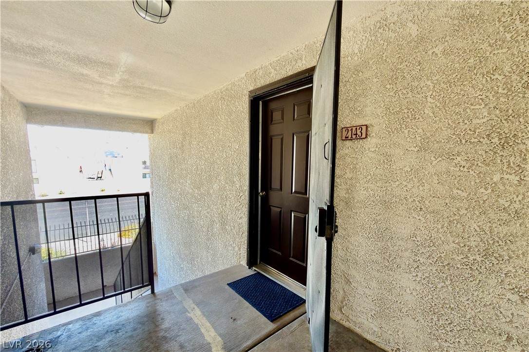 2451 Rainbow Boulevard - Photo 1