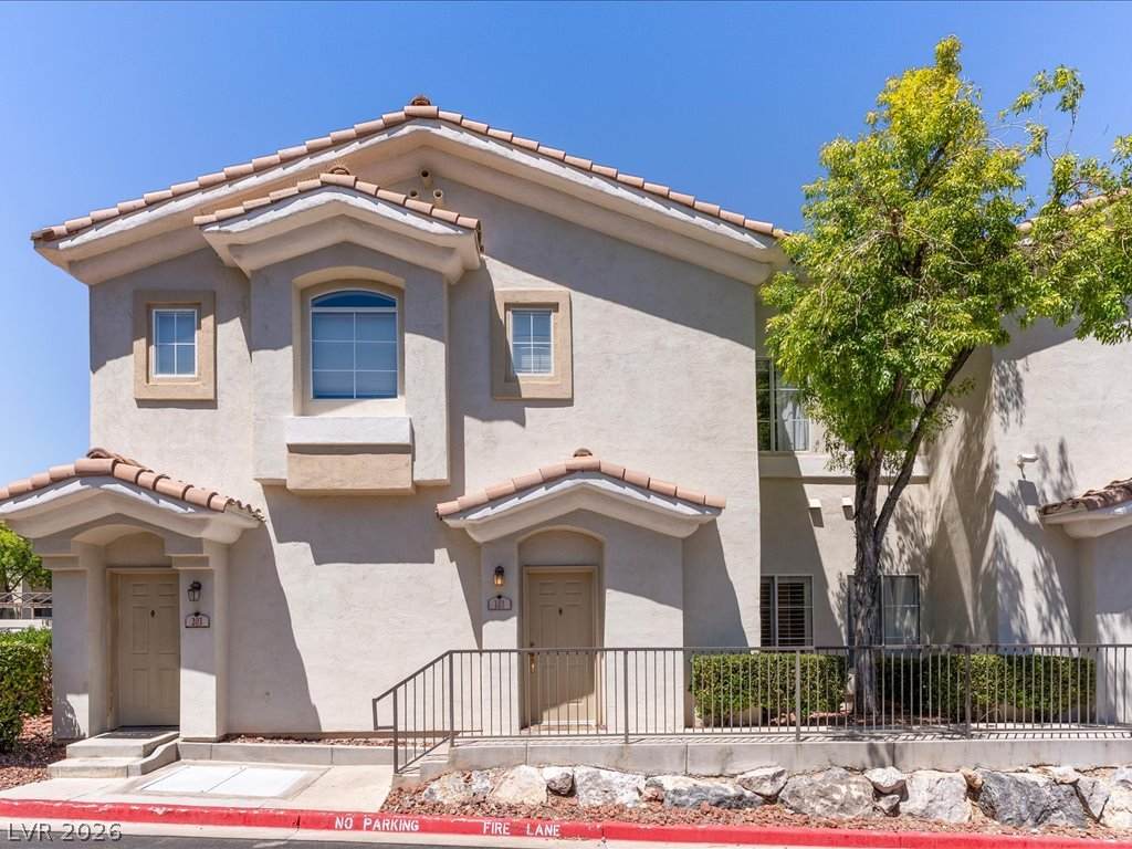 1500 Ruby Cliffs Lane - Photo 1