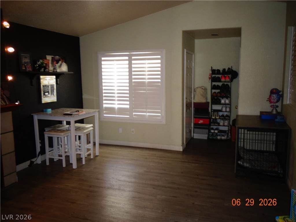 https://bt-photos.global.ssl.fastly.net/vegas/orig_boomver_1_2797188-2.jpg