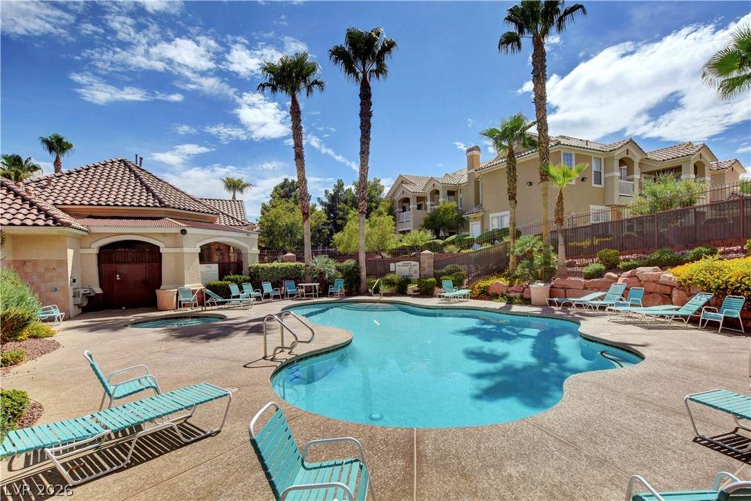 https://bt-photos.global.ssl.fastly.net/vegas/orig_boomver_1_2798225-2.jpg