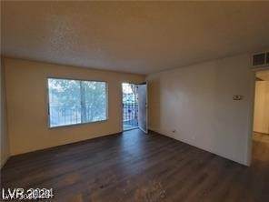 https://bt-photos.global.ssl.fastly.net/vegas/orig_boomver_1_2798440-2.jpg