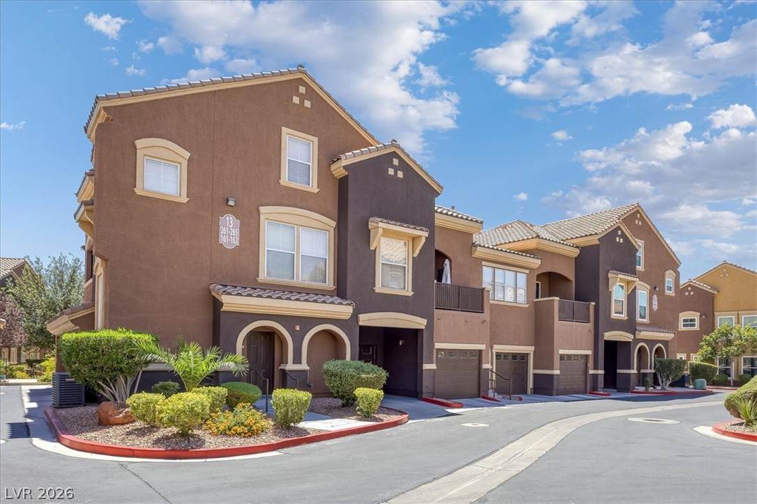 3975 Hualapai Way - Photo 1