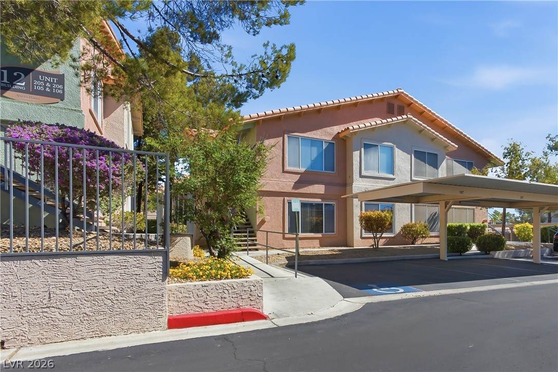 350 Durango Drive - Photo 1