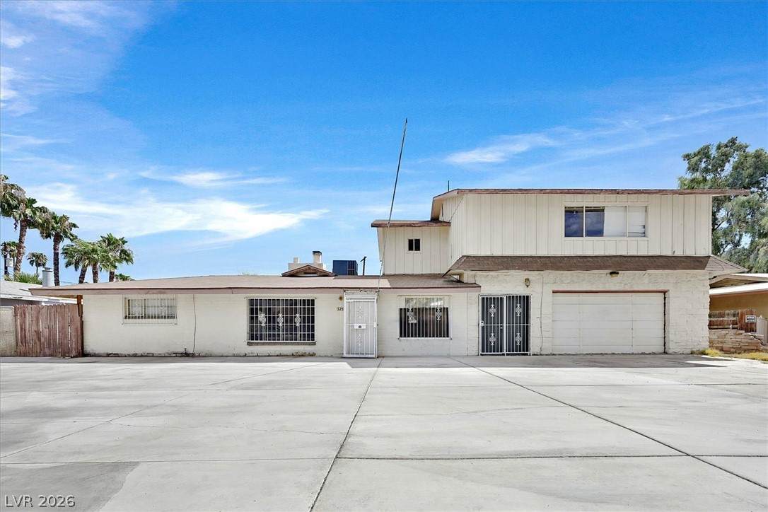 325 Vandalia Street - Photo 1