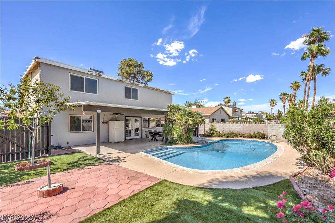 4816 Castle Rock Court - Photo 1