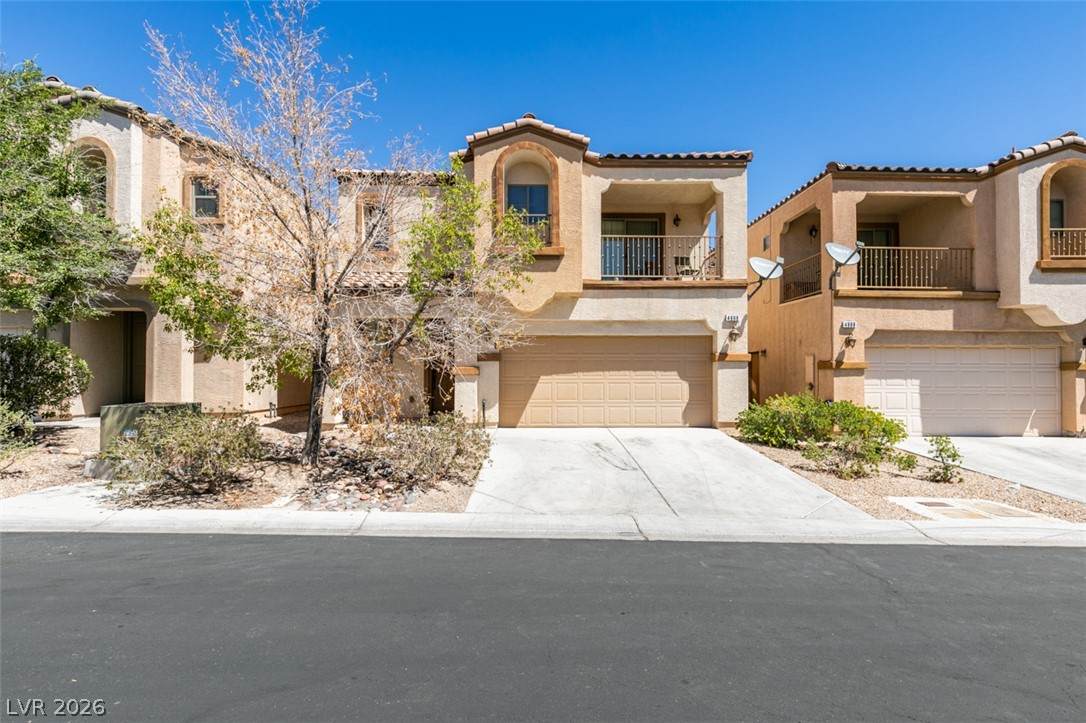 4998 Lavaliere Avenue - Photo 1