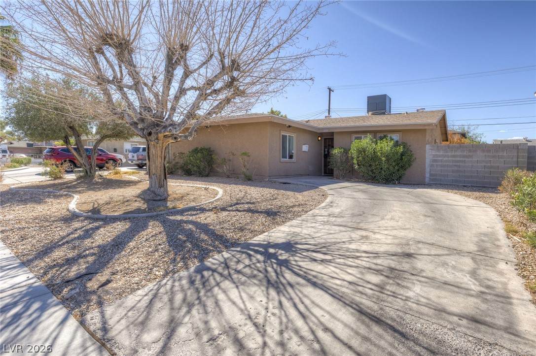 1305 Mojave Road - Photo 1