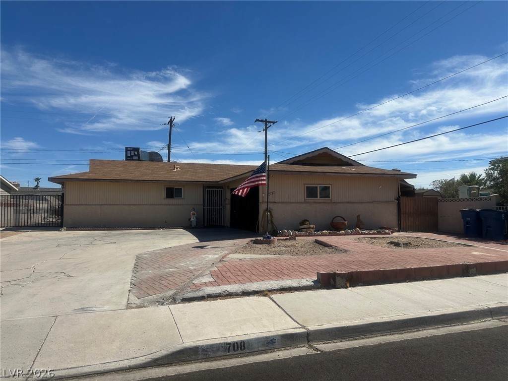 708 Fairway Drive - Photo 1