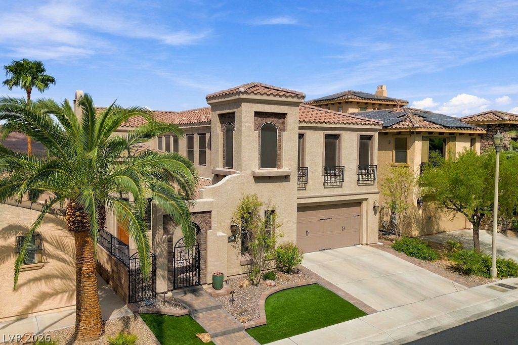 584 Via Colmo Avenue - Photo 1