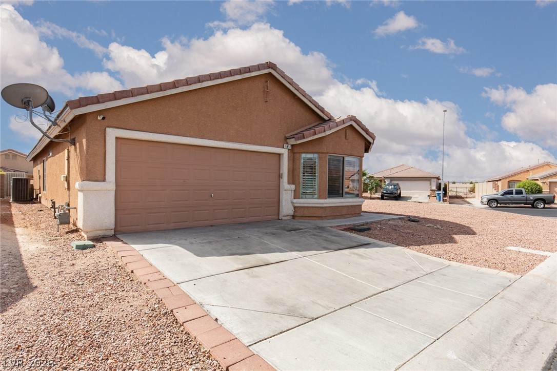 6451 Abbeville River Court - Photo 1
