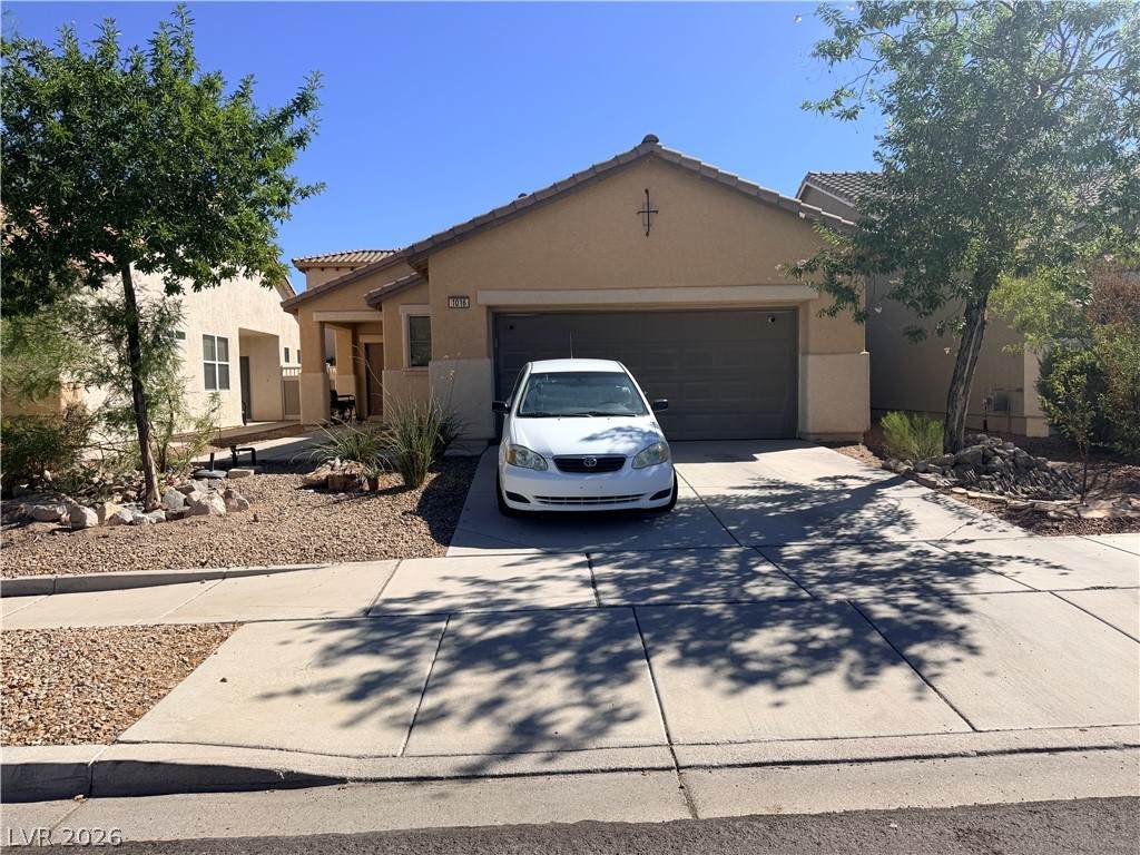 1016 Aspen Cliff Drive - Photo 1