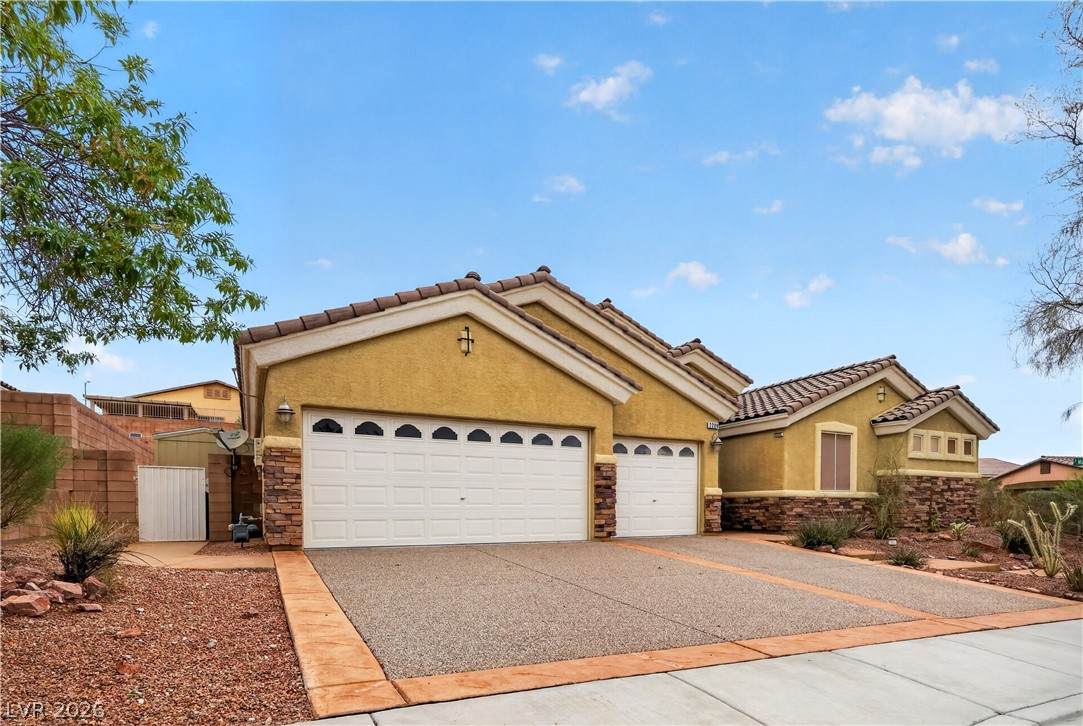 2288 Dillons Cove Drive - Photo 1