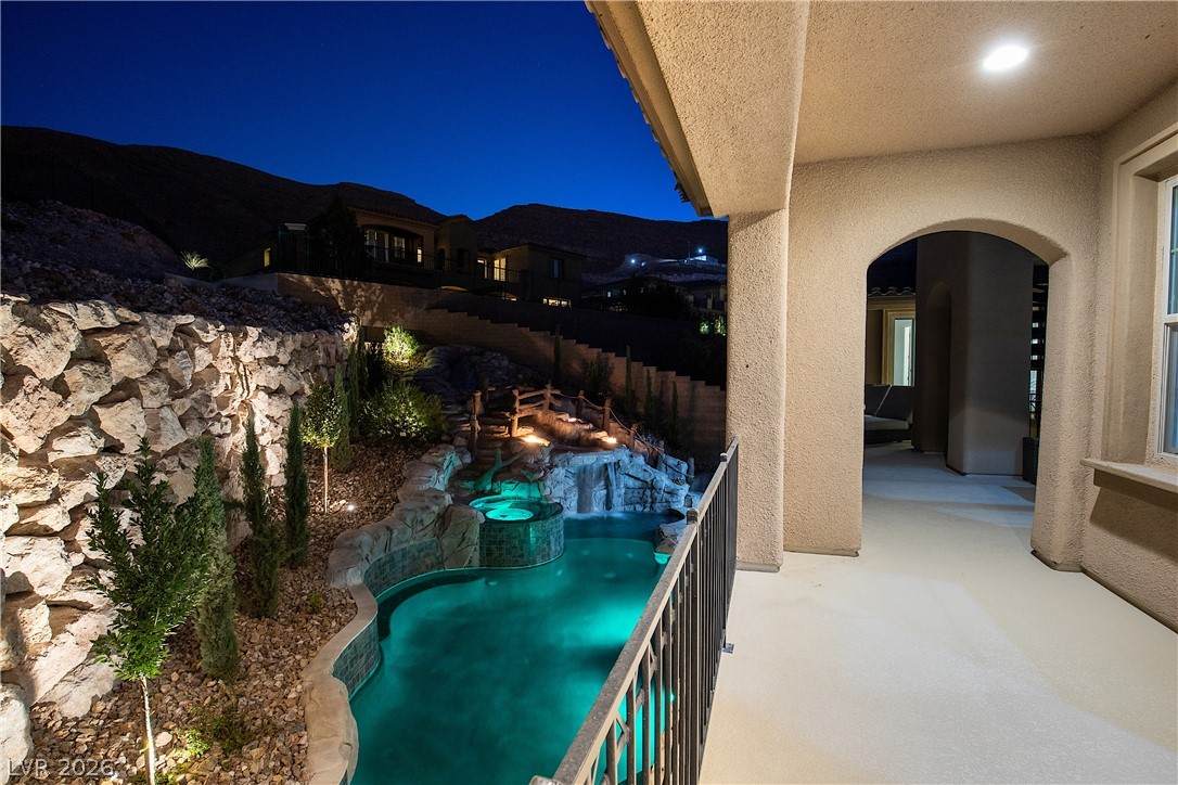 https://bt-photos.global.ssl.fastly.net/vegas/orig_boomver_1_2823669-2.jpg