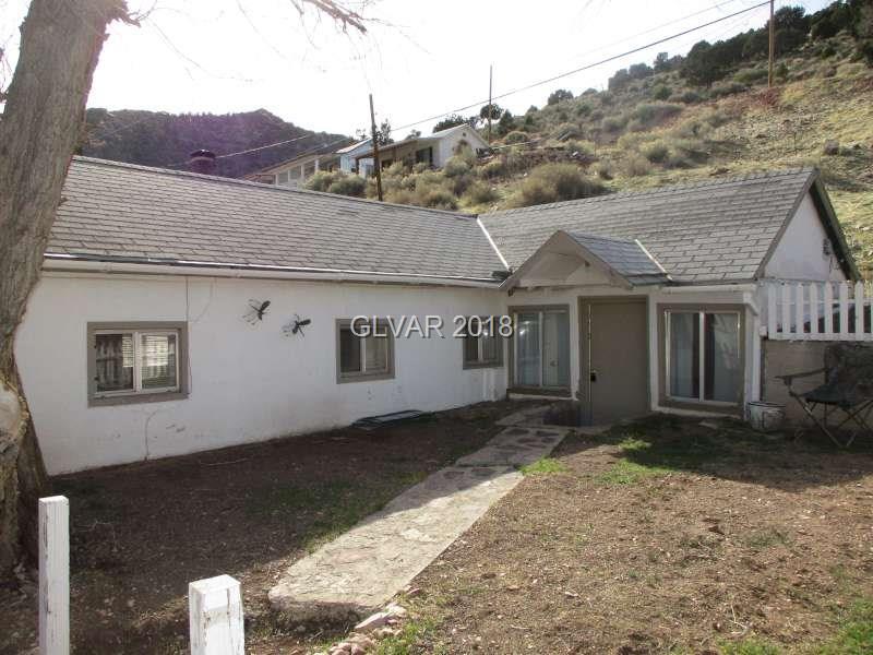 801 Newark St - Photo 1