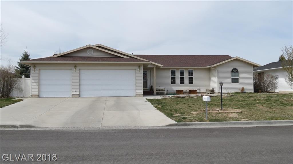 1240 Mountain View - Photo 1