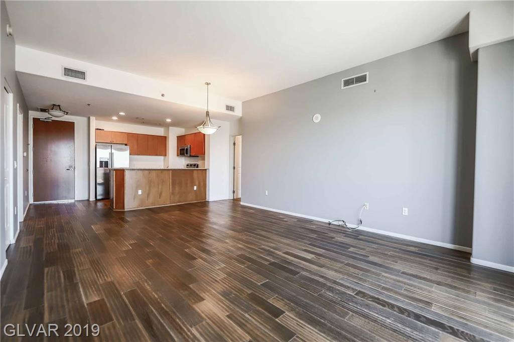 8255 Las Vegas - Photo 1