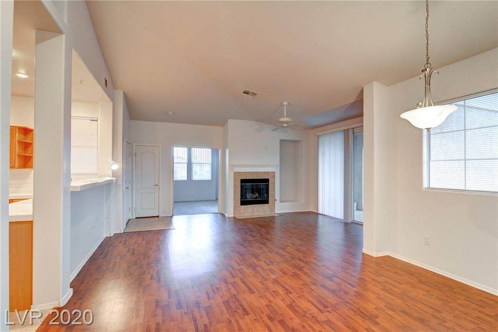 2325 Windmill - Photo 1