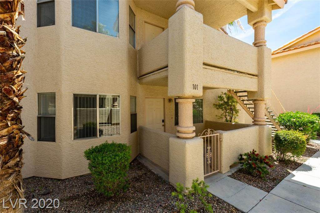 909 Red Boulder - Photo 1