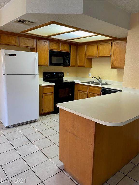 7957 Lions Rock Way - Photo 1