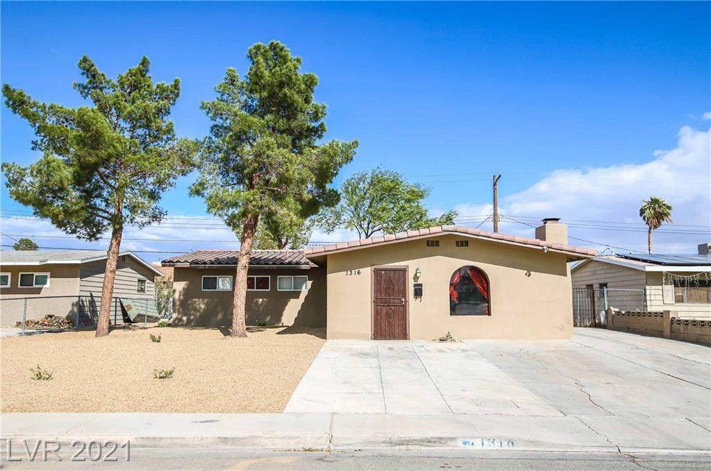 1316 Webb Avenue - Photo 1