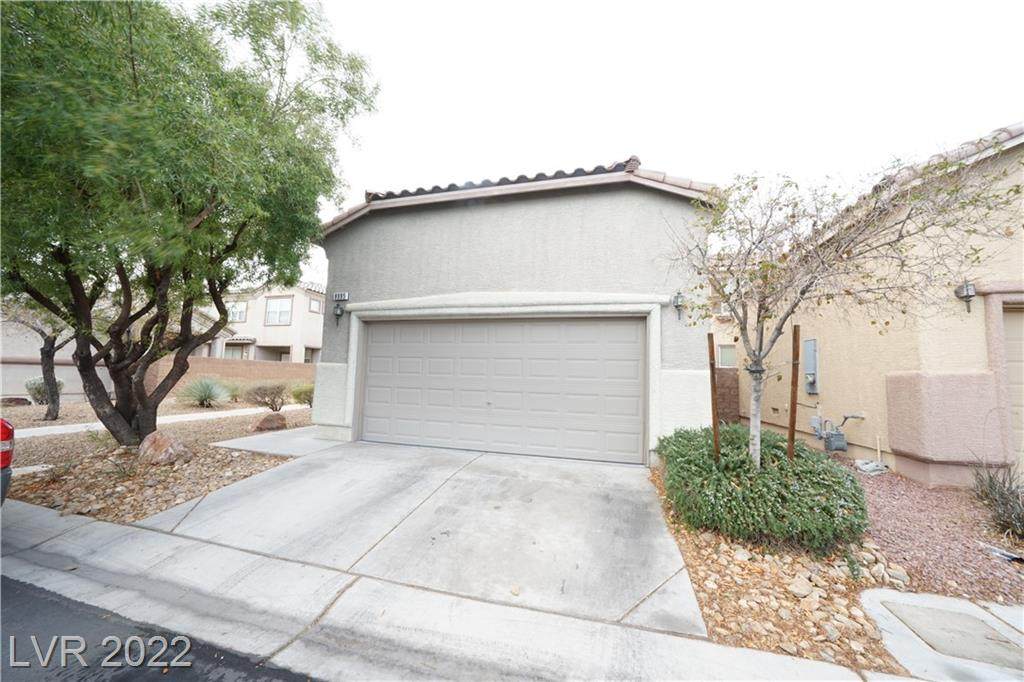8995 College Green Street - Photo 1