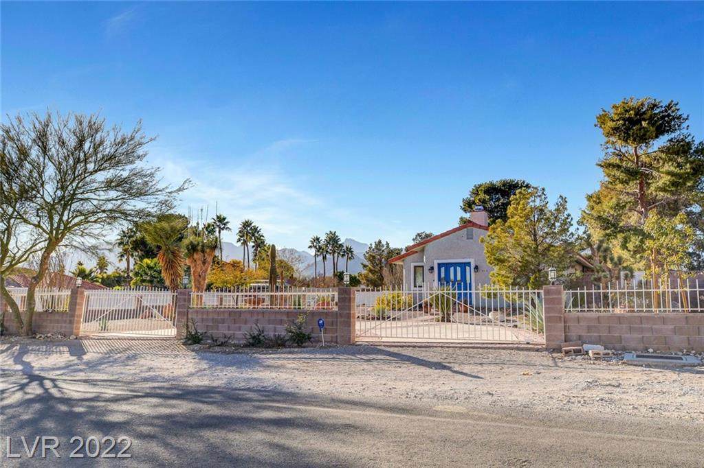 6315 Park Street - Photo 1