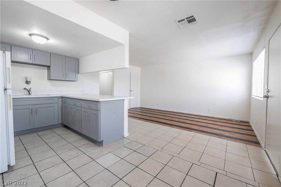 140 Judy Lane - Photo 1
