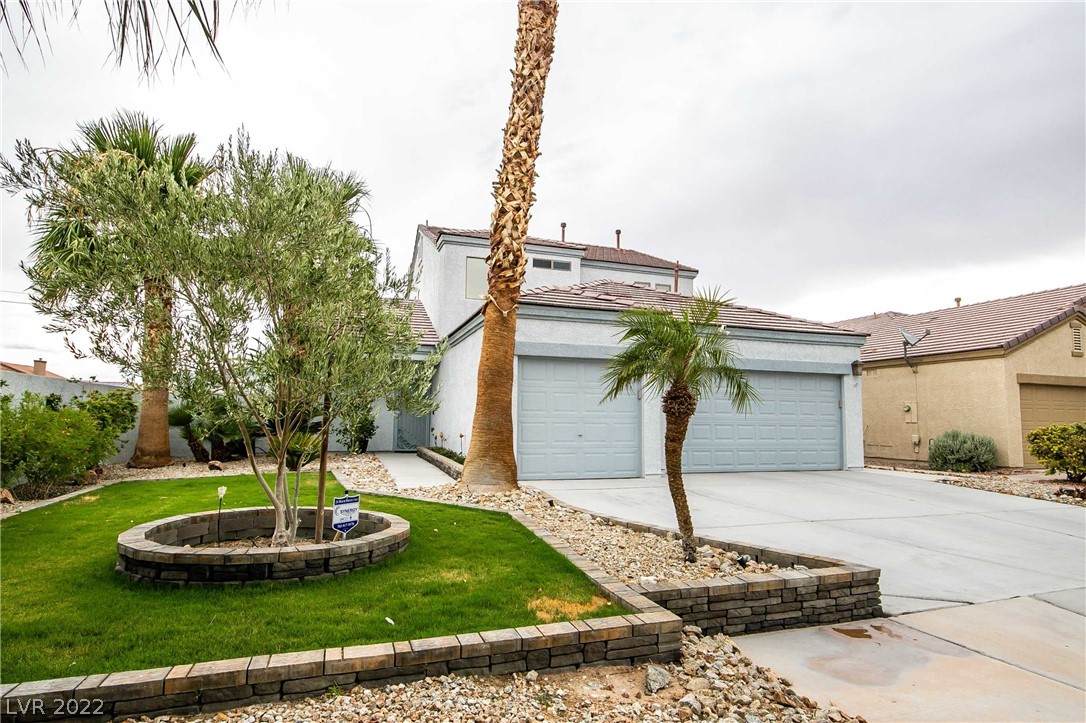 5902 Spinnaker Point Avenue - Photo 1