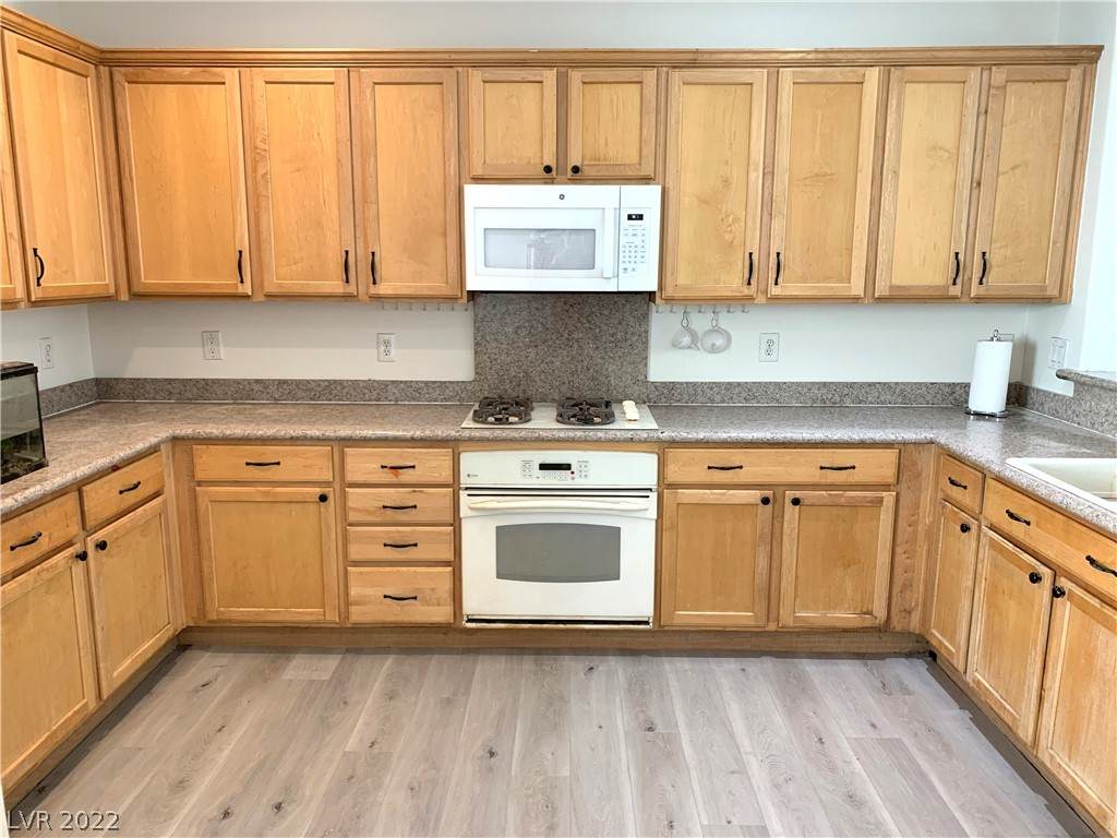 7228 Fairwind Acres Place - Photo 1