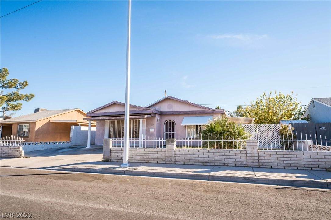 605 Slayton Drive - Photo 1
