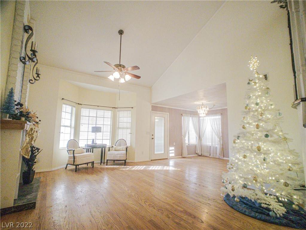 918 Clipper Drive - Photo 1