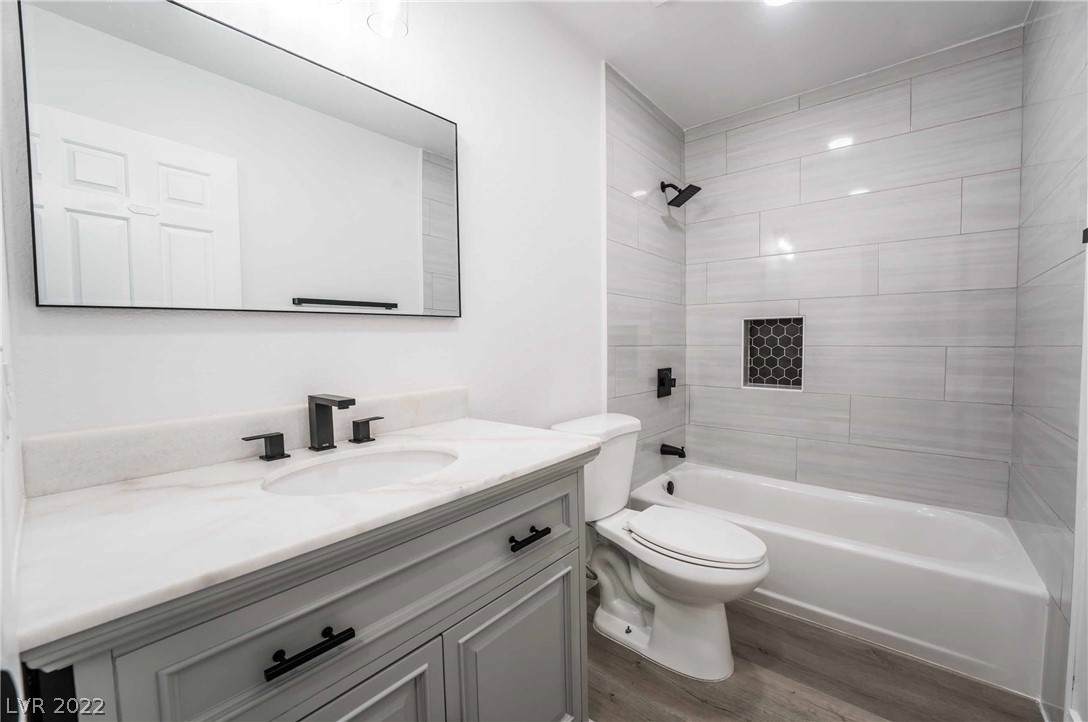 3942 Edgemoor Way - Photo 1