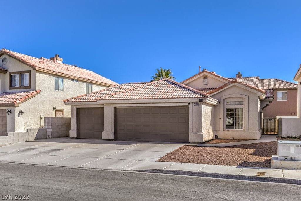 5616 Royal Castle Lane - Photo 1