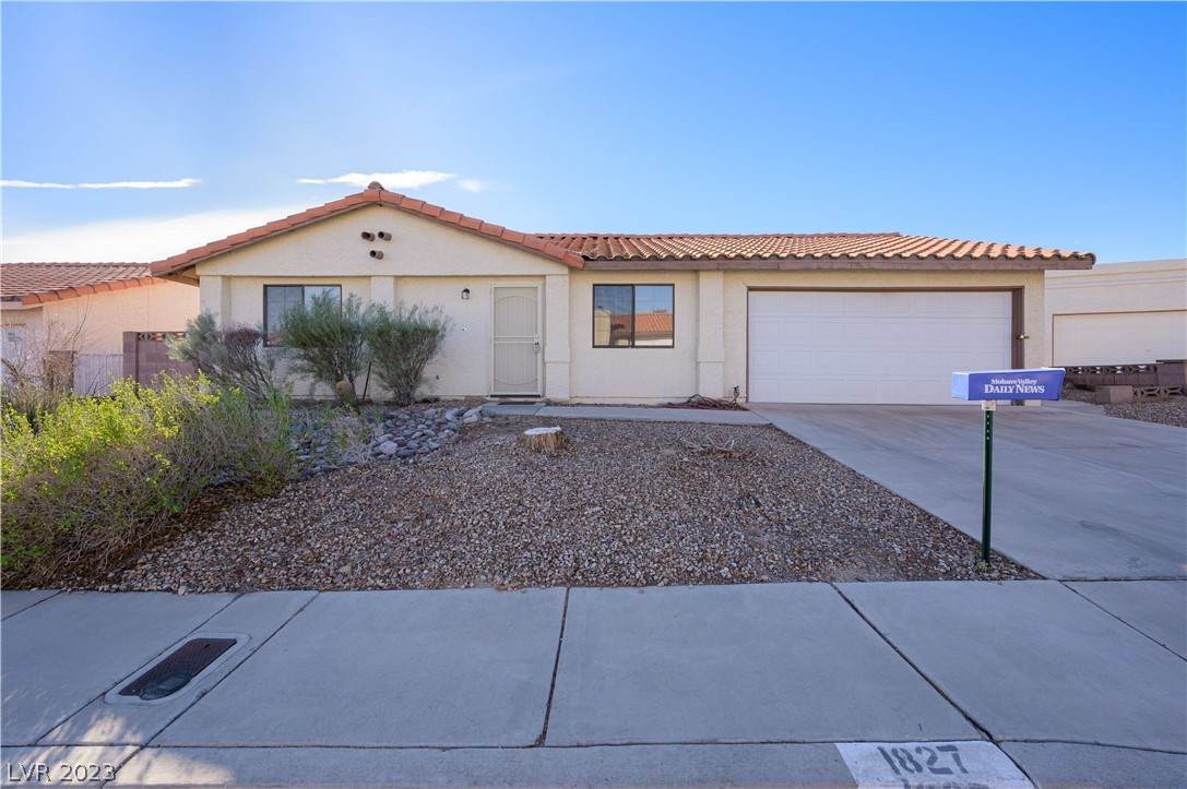 1827 Oasis Court - Photo 1