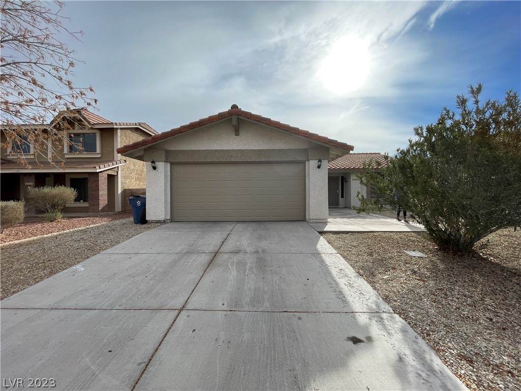 7201 Lodge Circle - Photo 1