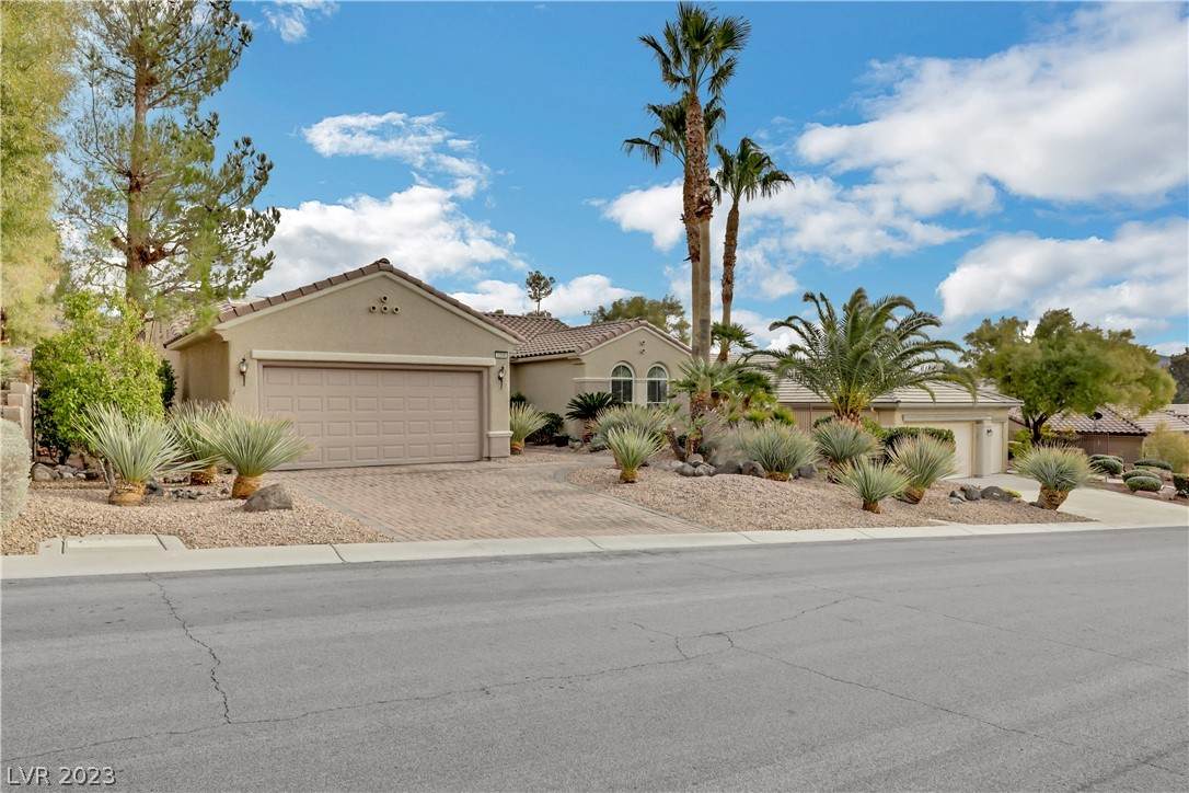 2338 Schaeffer Hills Drive - Photo 1
