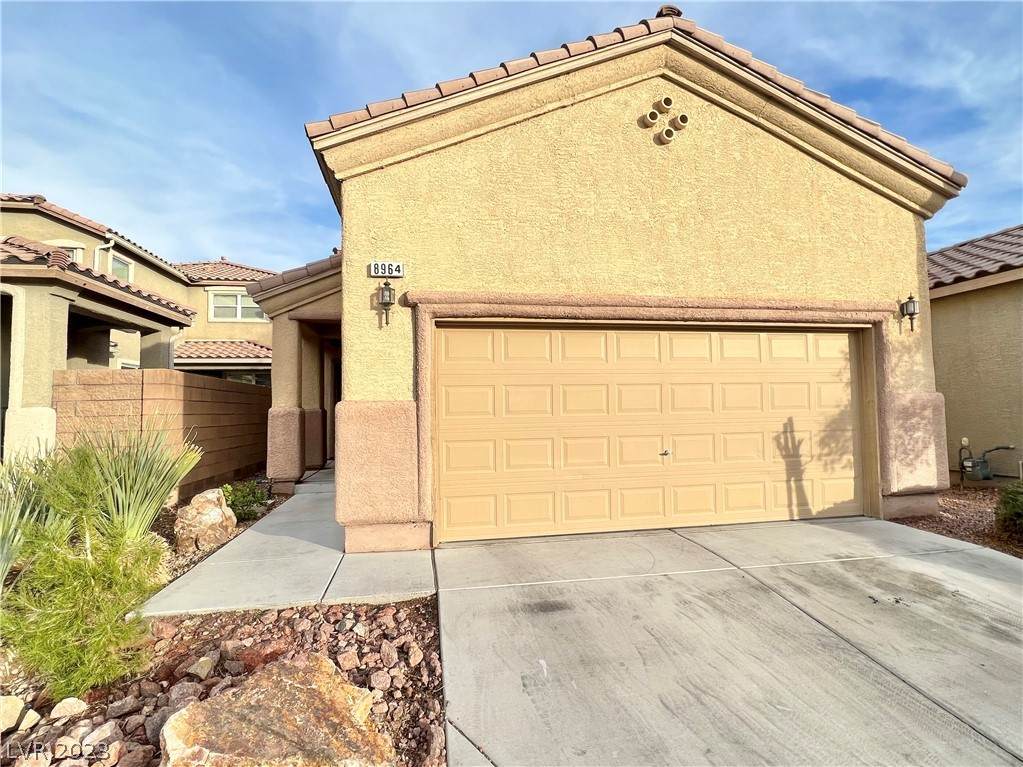 8964 College Green Street - Photo 1