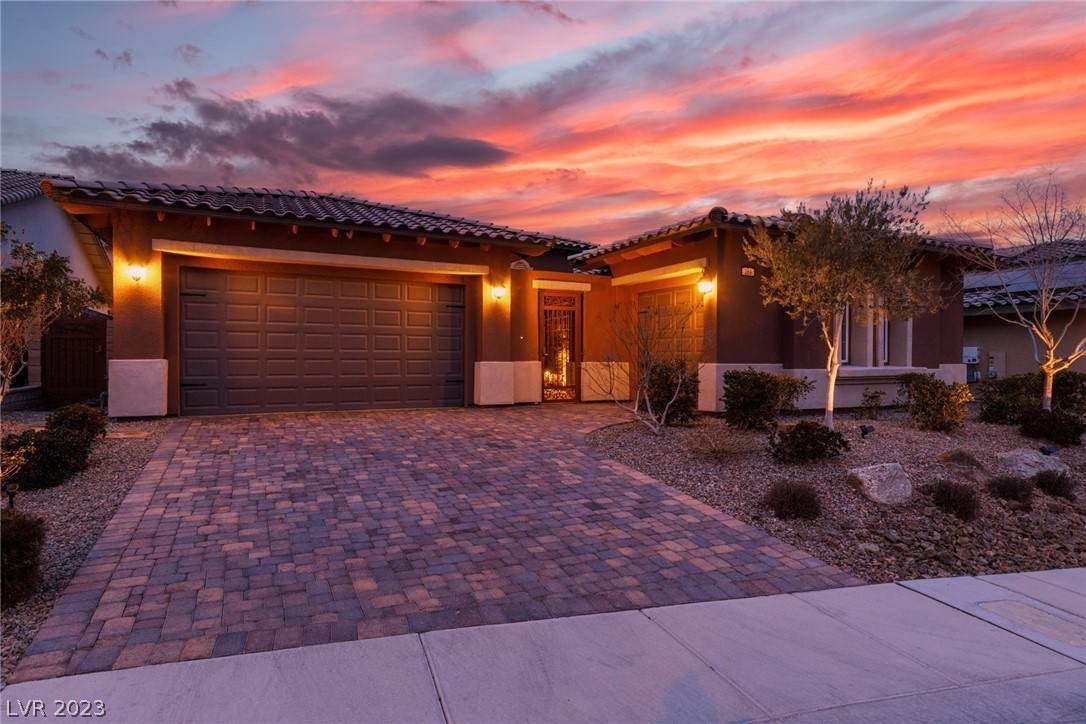 269 Lindura Court - Photo 1
