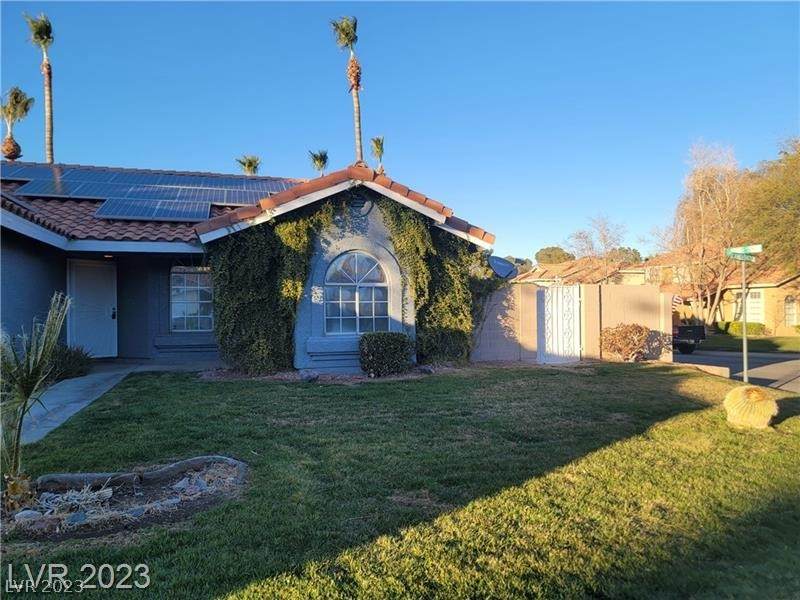 2802 Camelback Lane - Photo 1