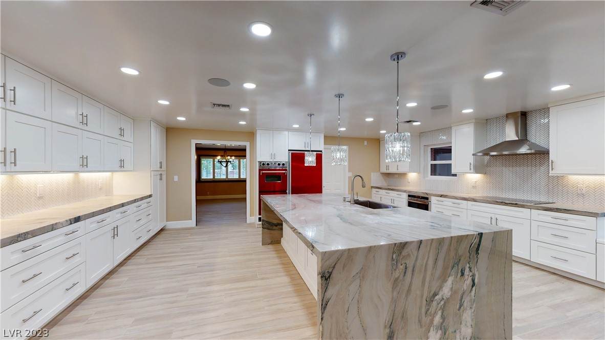 1701 Waldman Avenue - Photo 1