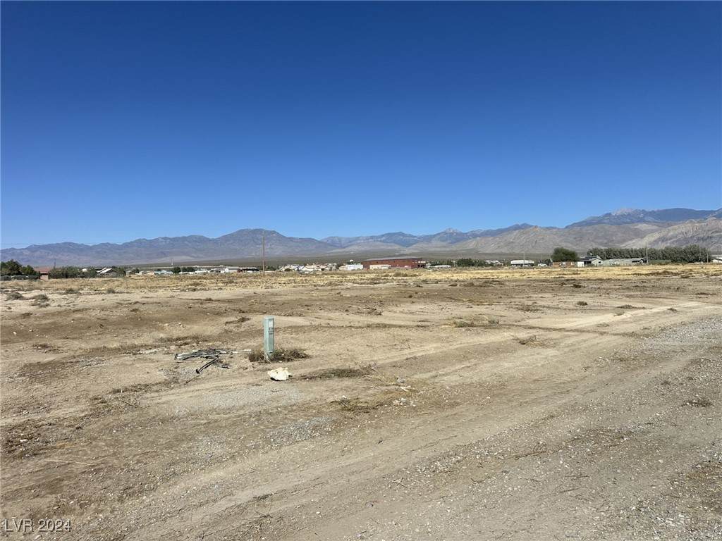 2760 Dandelion Street - Photo 1