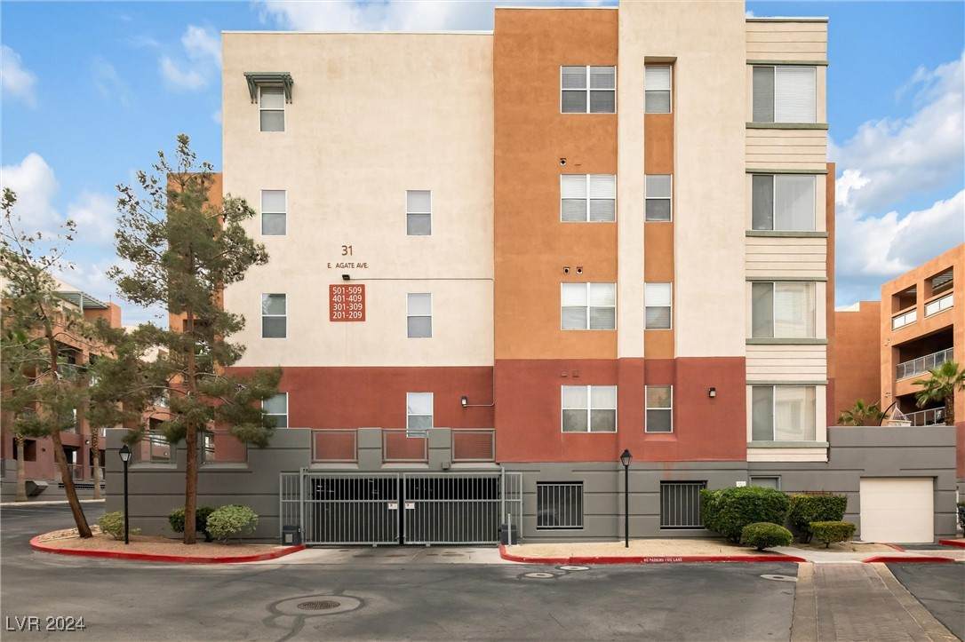 31 Agate Avenue - Photo 1