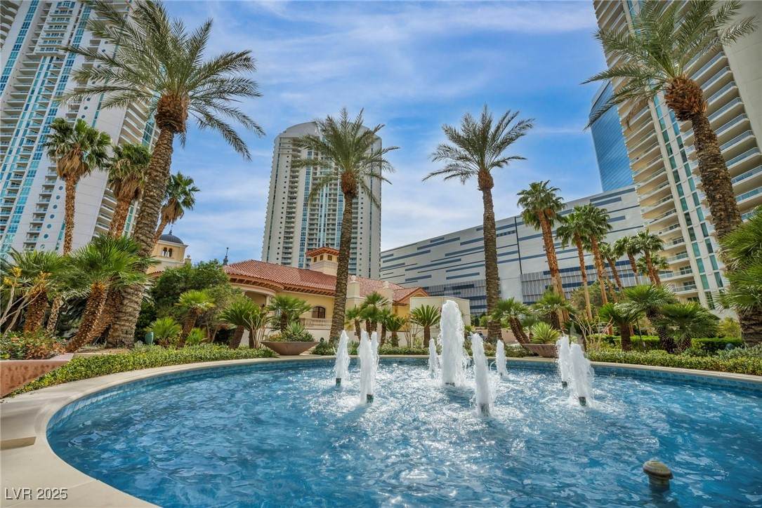 https://bt-photos.global.ssl.fastly.net/vegas/orig_boomver_2_2664232-2.jpg