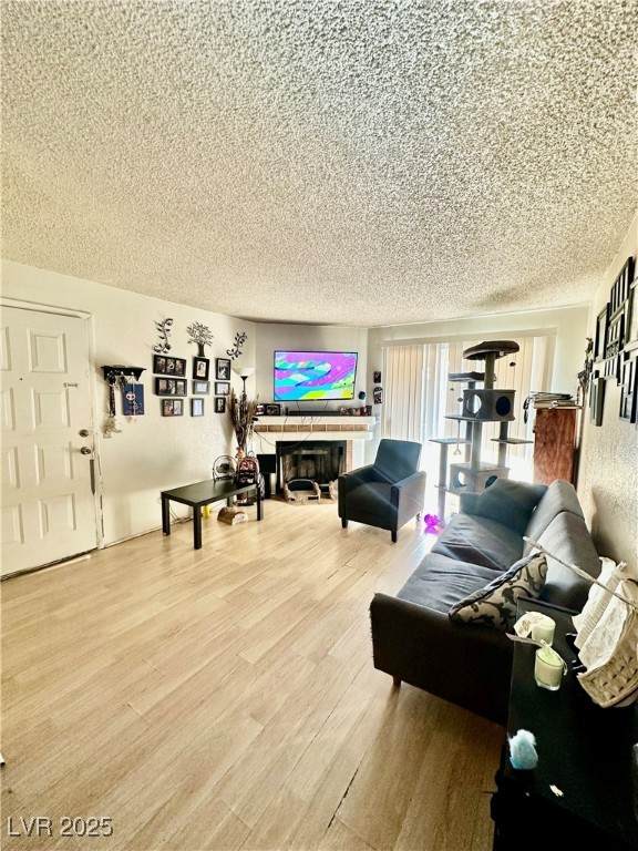 221 Mission Newport Lane - Photo 1