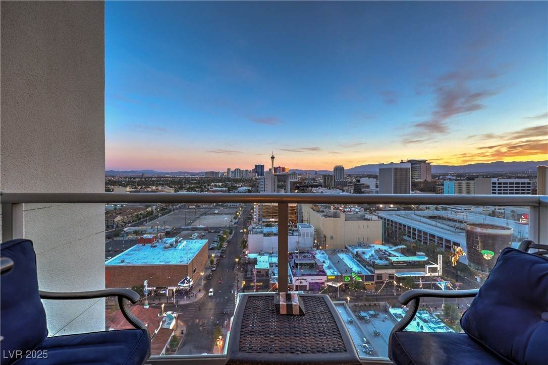 150 Las Vegas Boulevard - Photo 1