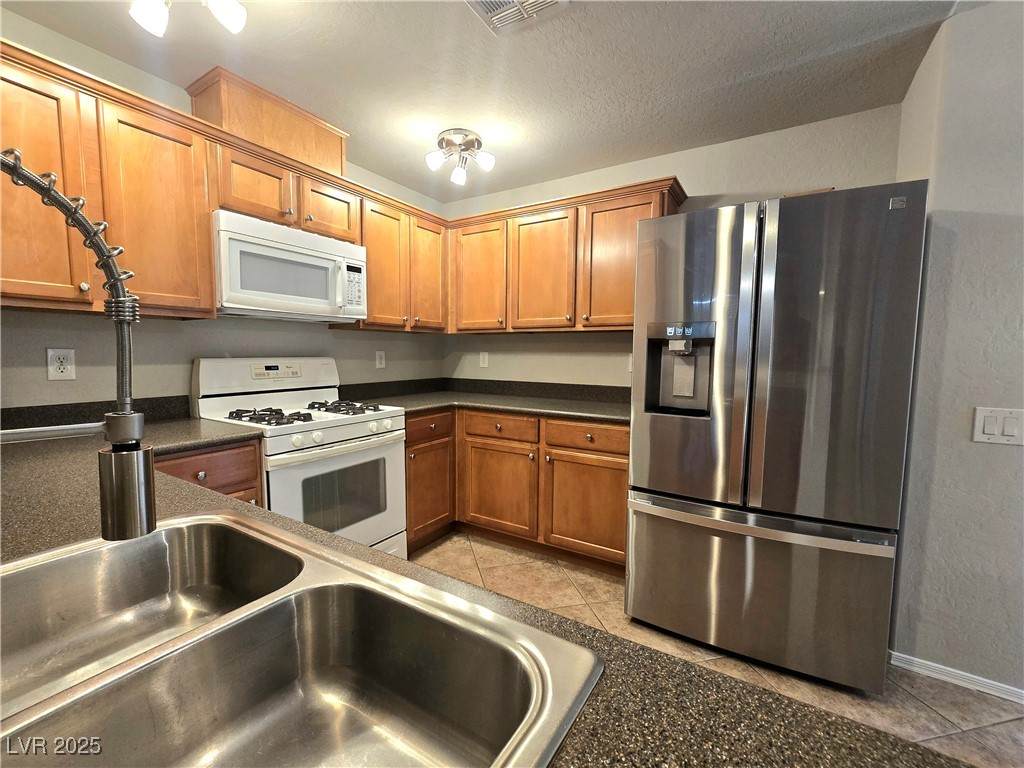 4675 Basilicata Lane - Photo 1