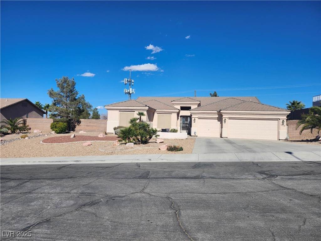 7076 Oakleigh Drive - Photo 1