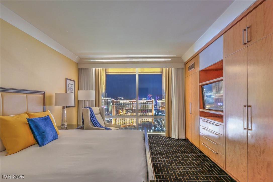 2000 Fashion Show Drive - Photo 1